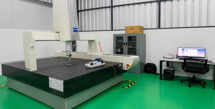 Laboratorio de control dimensional de FABCO con equipo ZEISS CMM